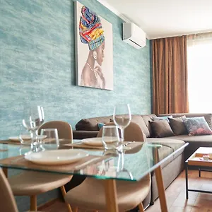 https://infiniti.burgashotels.net