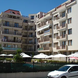 Summer Breeze Apartment