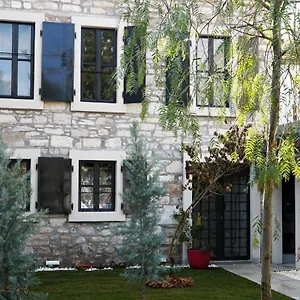 1870s-tas-konak-hotel-cafebakery.aegeanhotels.net/